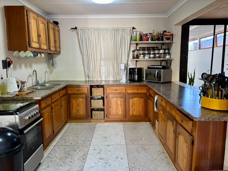 4 Bedroom Property for Sale in Pellissier Free State